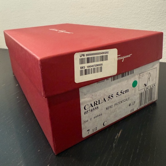 Salvatore Ferragamo Carla 55 Black Patent Leather Pumps - Picture 5 of 5